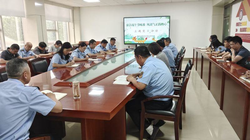 0434f4939356103932c4c6fe5f7225c.jpg 0434f4939356103932c4c6fe5f7225c.jpg