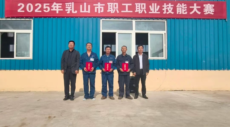 未命名_副本.jpg 未命名_副本.jpg