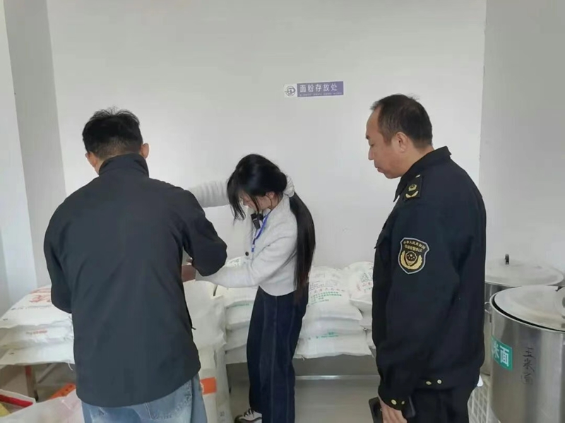 未命名_副本.jpg 未命名_副本.jpg