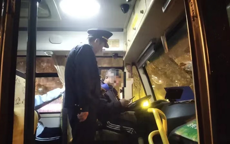 未命名_副本.jpg 未命名_副本.jpg